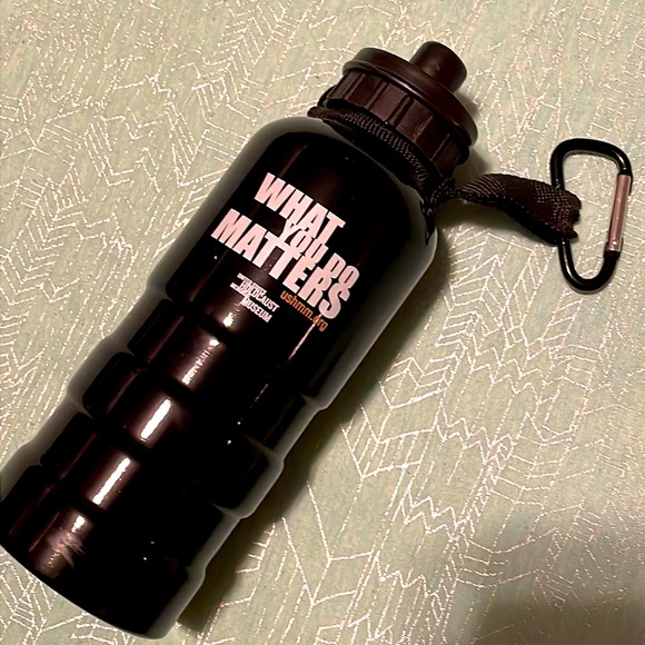US Memorial Holocaust Museum Aluminum Water Bottle What You Do Matters - Picture 1 of 5